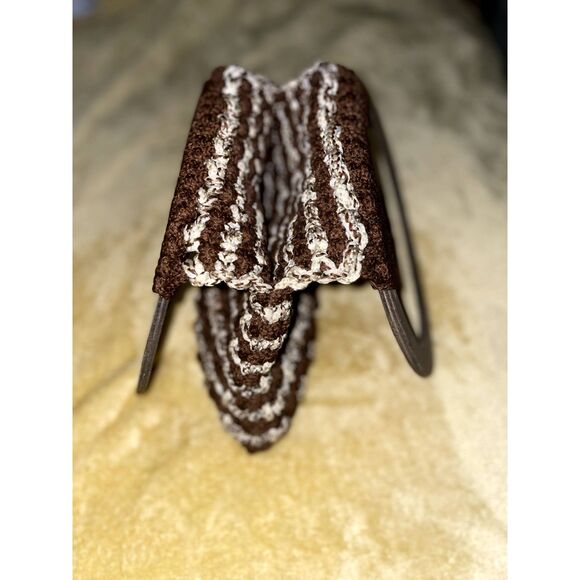 Boho Brown and White Striped Knit Handbag Wood Handle - Picture 4 of 4